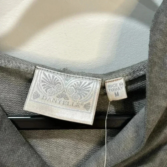 Dantelle Gray Hooded Oil Dye Top with Rib Trim - Size M - Picture 6 of 10